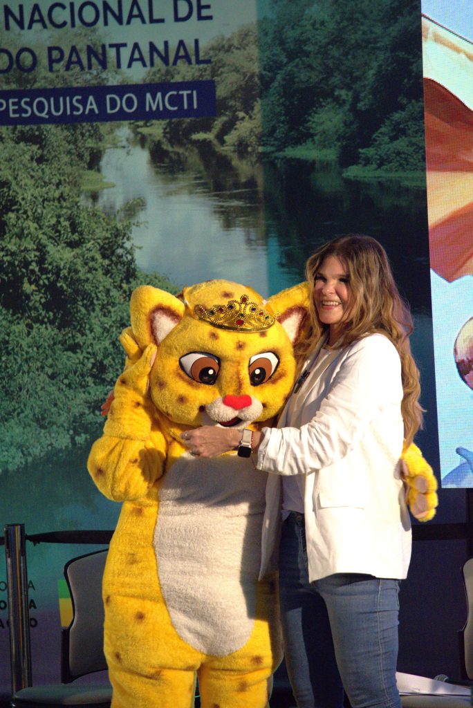 Cristiana Oliveira coroou a Soberana, líder dos Guardiões do Pantanal